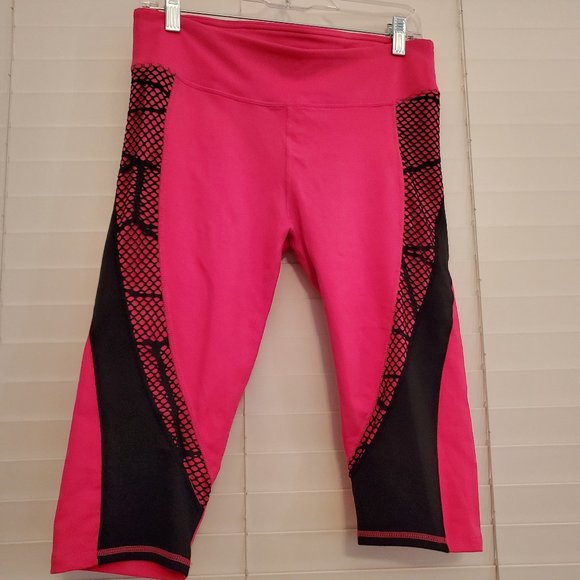 Pink Fabeltics Athletic Capri - Picture 1 of 2
